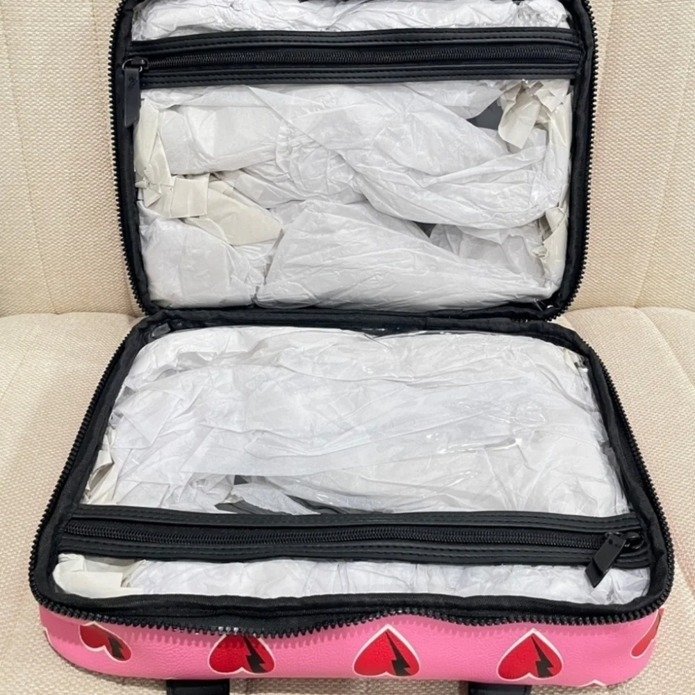 💕▪️Betsey Johnson▪️Pink Red Heart Briefcase Travel Makeup Bag Double Sided Zip